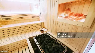 青岛按摩大PK：盲人按摩 vs. 精油SPA，哪个更懂你的疲惫？（深度体验分享）