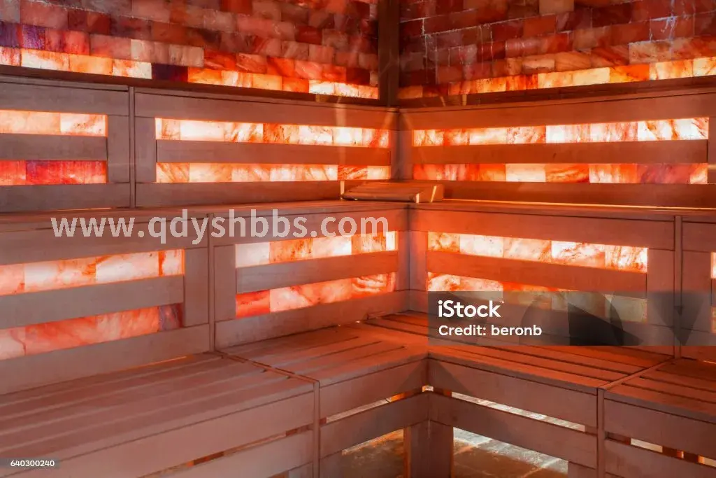 刮痧板舒缓身体